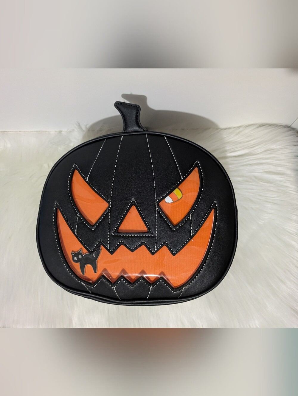 Hot Topic Pumpkin Figural Pin Collector Mini Backpack Jack O'Lantern 2 Pins New - Picture 10 of 11
